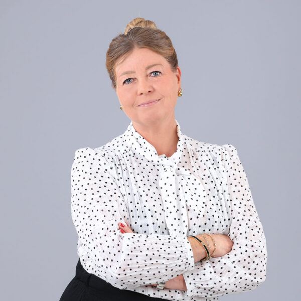 Portraitbild von Julia Ehrhart