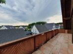 Preiswert & gepflegt! Einfamilienhaus mit Doppelgarage in ruhiger Lage von Leinburg - Balkon im OG