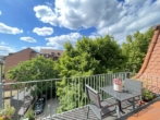 Küchenbalkon - WOHNTRAUM im Dachgeschoss: 3,5-Zimmer-Maisonette-Wohnung mit zwei Balkonen & Stellplatz in Nürnberg