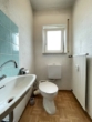 WC - Viel Wohnraum zum fairen Preis – Schön geschnittene 3-Zimmer-Wohnung mit Potenzial & Balkon in Lauf