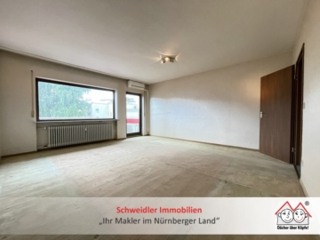 Viel Wohnraum zum fairen Preis – Schön geschnittene 3-Zimmer-Wohnung mit Potenzial & Balkon in Lauf, 91207 Lauf, Wohnung