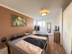 Schlafen - Traum für Gartenliebhaber: Top moderne 3+2-Zimmer-Eigentumswohnung in herrlicher Lage von Hersbruck