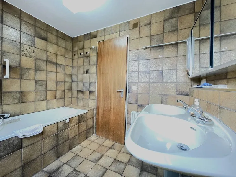 OG Schlafen Bad en Suite