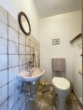 EG Gäste-WC - Familienglück – Gepflegtes Reihenmittelhaus mit schönem Garten und Garage am Laufer Kunigundenberg