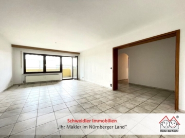 Raumwunder mit Fernblick: 3-Zimmer-Wohnung mit großem Balkon u.v.m. in Stein, 90547 Stein, Wohnung