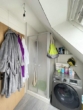 Bad Ansicht 2 - Schöner Ausblick: Sonnige 2-Zimmer-DG-Wohnung mit zwei Balkonen & Kfz-Stellplatz in Cadolzburg