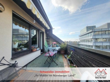 Die Erlanger City im Blick!!! Sonnige 3-Zimmer-DG-Wohnung mit Balkon & Einbauküche zur Miete, 91052 Erlangen, Wohnung