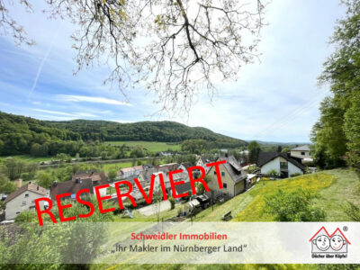 Fernblick wie auf einer Postkarte: Kleines Einfamilienhaus mit wunderschönem Garten in Pommelsbrunn, 91224 Pommelsbrunn, Einfamilienhaus