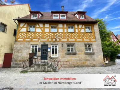 Altstadtjuwel mit Geschichte: Saniertes, denkmalgeschütztes Wohn- & Geschäftshaus im Herzen von Lauf, 91207 Lauf, Haus