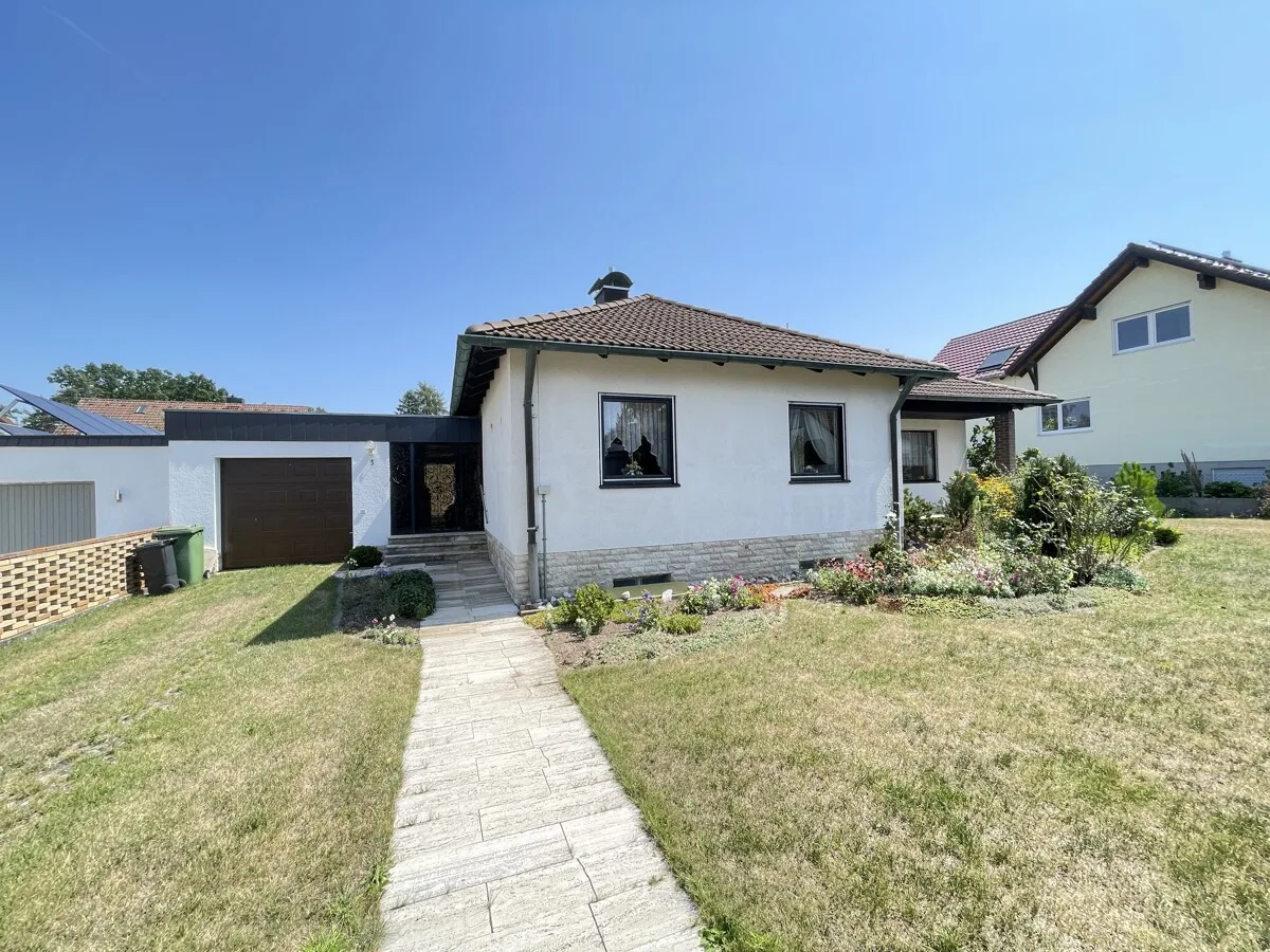 Hauszugang / Garage