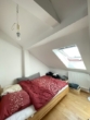 Schlafzimmer - Über den Dächern von Johannis: Schöne 2-Zimmer-DG-Wohnung mit Dachbalkon zur Miete (5. OG)