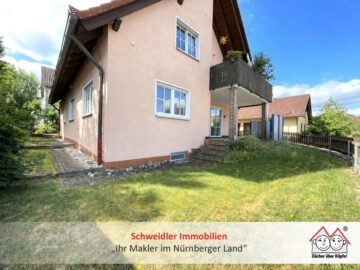 Großzügige 4-Raum-Wohnung im Erdgeschoss mit eigenem Garten und Hobbyraum in zentraler Lage von Lauf, 91207 Lauf, Erdgeschosswohnung