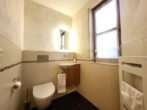 Gäste WC - Top modernisierte Doppelhaushälfte mit neu angelegtem Garten & Garage in ruhiger Lage von Schnaittach