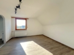 Schlafzimmer DG - Ihre Gelegenheit! Schöne Doppelhaushälfte mit großem Garten in Laufer Bestlage zur Miete