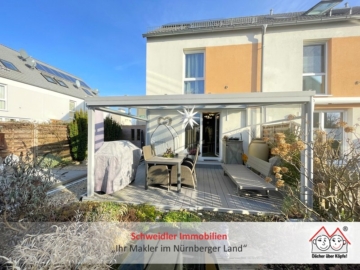 Beeindruckendes Reiheneckhaus (Bj. 2010) zum sofort Einziehen in zentraler Lage von Lauf, 91207 Lauf, Haus