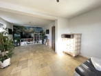 EG Wohnzimmer - Hier stimmt der Preis! Charmantes EFH mit Garage und großem Grds. in ruhiger Lage von Simmelsdorf