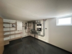Technik / Waschraum - TOP! Schönes Young-Family-Reihenhaus mit 5 Zimmern, Dachterrasse und zwei Einzelgaragen in Feucht