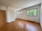 Kinderzimmer 2 - TOP! Schönes Young-Family-Reihenhaus mit 5 Zimmern, Dachterrasse und zwei Einzelgaragen in Feucht