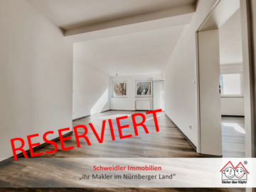 Top renoviert im Hochparterre: Schicke 4-Raum-Eigentumswohnung mit Balkon in Nürnberg-Langwasser, 90473 Nürnberg, Wohnung