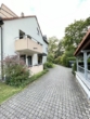 Hauszugang - Schönes Apartment in Erlangen: 2-Zimmer-Wohnung mit Balkon, offener Küche und TG-Stellplatz