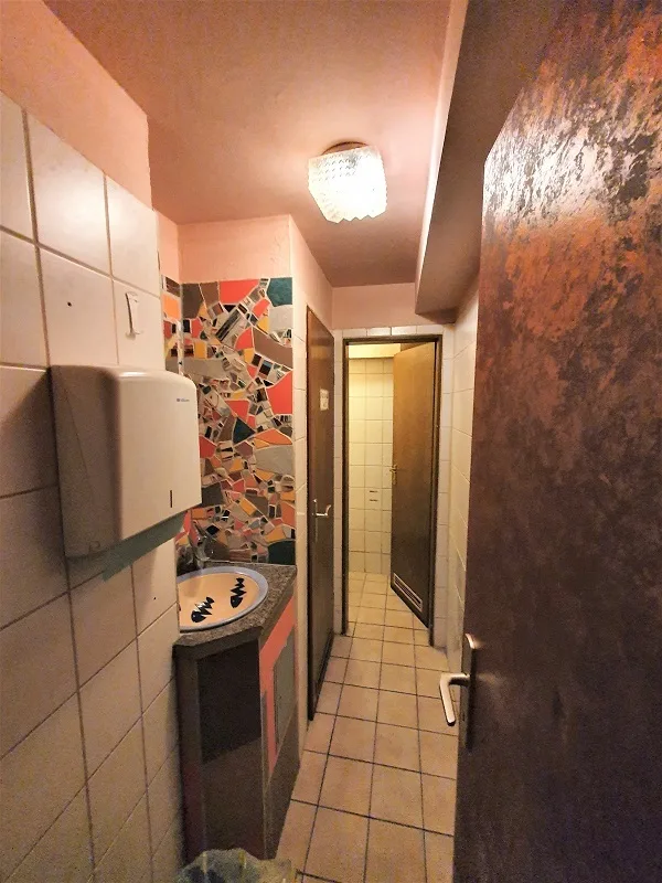 WE 1 Gaststätte WC Damen