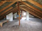 Entdecken Sie die Möglichkeiten! 2-Familienhaus in bevorzugter Lage von Plech sucht neuen Liebhaber - Dachboden