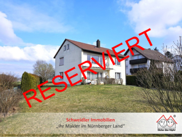 Entdecken Sie die Möglichkeiten! 2-Familienhaus in bevorzugter Lage von Plech sucht neuen Liebhaber, 91287 Plech, Haus