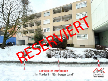Sanieren und dann Profitieren!! 2-Zimmer-Wohnung mit Loggia in Nürnberg-Schweinau, 90441 Nürnberg, Wohnung