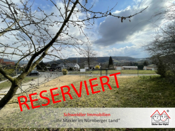 Klein aber fein! Sonniges Grundstück mit herrlicher Fernsicht im Neunkirchener Ortsteil Ermreuth, 91077 Neunkirchen-Ermreuth, Grundstück