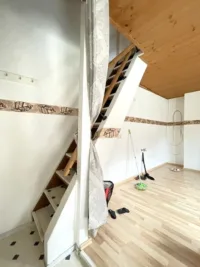 OG Treppe ins DG