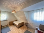 Zimmer - Worauf warten? Preiswertes Einfamilienhaus mit Garten, Garage u.v.m. in Lauf an der Pegnitz