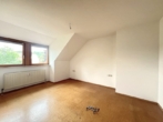 Schlafzimmer - Helle 2,5-Zimmer-Galerie-Wohnung mit Tiefgarage, Stellplatz & EBK in Rückersdorf zur Miete