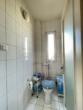 Separate Toilette - Sanierungsbedarf: Preisgünstige 3-Zimmer-ETW zur Kapitalanlage mit zwei Balkonen in Nürnberg (4. OG)