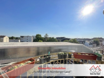 Sanierungsbedarf: Preisgünstige 3-Zimmer-ETW zur Kapitalanlage mit zwei Balkonen in Nürnberg (4. OG), 90429 Nürnberg, Wohnung