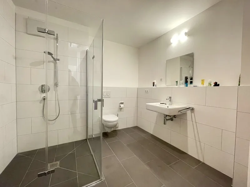 großzügiges Bad