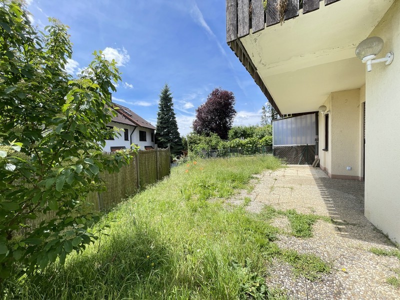 Terrasse mit Garten