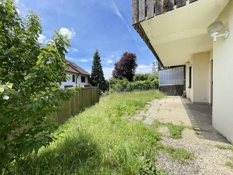 Terrasse mit Garten