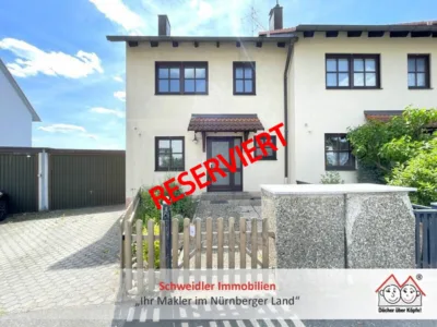 Ihre Chance! Tolles Reiheneckhaus mit XXL-Terrasse und Garage in Leinburg, 91227 Leinburg, Reiheneckhaus