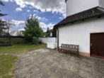Garten Ansicht 2 - Preiswerte Doppelhaushälfte mit Anbau und Garten – bereit für neue Ideen in Röthenbach a.d.Pegnitz