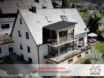 Anders als andere! Tolle 3-Zimmer-DG-Wohnung mit Wintergarten & Balkon in Neunkirchen-OT, 91233 Neunkirchen, Wohnung