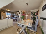 Küche / Essbereich - Anders als andere! Tolle 3-Zimmer-DG-Wohnung mit Wintergarten & Balkon in Neunkirchen-OT