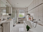 Bad - Aber bitte mit Garten! 115 QM-ETW mit Balkon & Garage in Nürnberg Süd