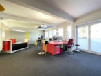 EG Büro - Platz für Visionen: Modernes Bürogebäude mit Werkstatt & Garagen in Mögeldorf