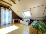OG KiZi 1 - Atemberaubender Fernblick – Modernes Einfamilienhaus mit Garage in Toplage von Schnaittach