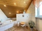 OG Bad - Atemberaubender Fernblick – Modernes Einfamilienhaus mit Garage in Toplage von Schnaittach