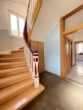 Treppenhaus - Preis-Highlight in Behringersdorf: Stilvolles Einfamilienhaus mit Altbaucharme, gr. Grund und Garage