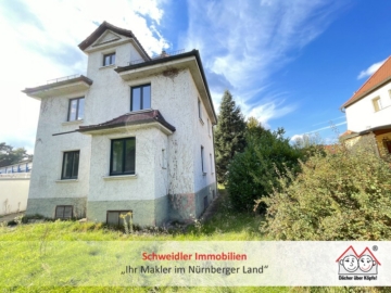 Preis-Highlight in Behringersdorf: Stilvolles Einfamilienhaus mit Altbaucharme, gr. Grund und Garage, 90571 Schwaig-Behringersdorf, Einfamilienhaus
