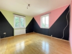 OG Kind 1 - Preis-Highlight in Behringersdorf: Stilvolles Einfamilienhaus mit Altbaucharme, gr. Grund und Garage