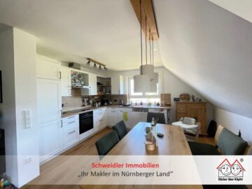 WOW!!! Sonnige 3-Zimmer-DG-Wohnung mit Balkon, EBK, Carport und Kfz-Stellplatz in Simmelsdorf-OT, 91245 Simmelsdorf, Erdgeschosswohnung