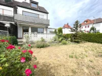Hausansicht Garten